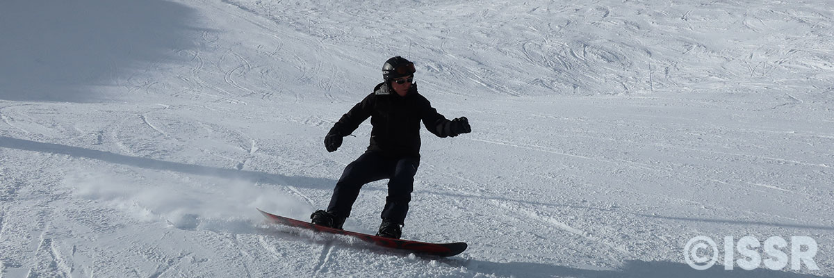 Snowboarder in Val Thorens